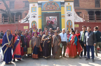 best nepal tour picture with group